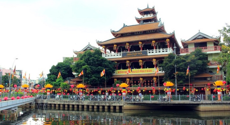 Top 10 Ngôi Chùa Nổi Tiếng Tại Sài Gòn Bạn Nên Ghé Thăm Một Lần
